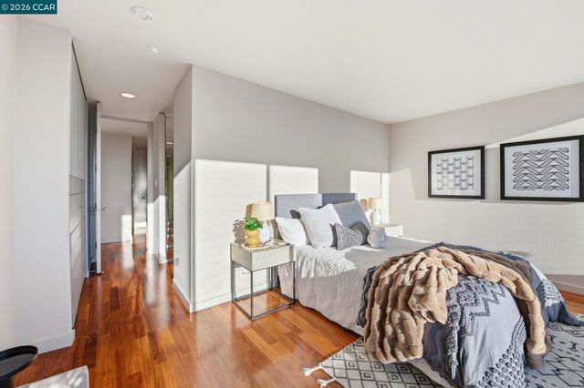 565 Bellevue Ave 1403, Oakland, CA 94610