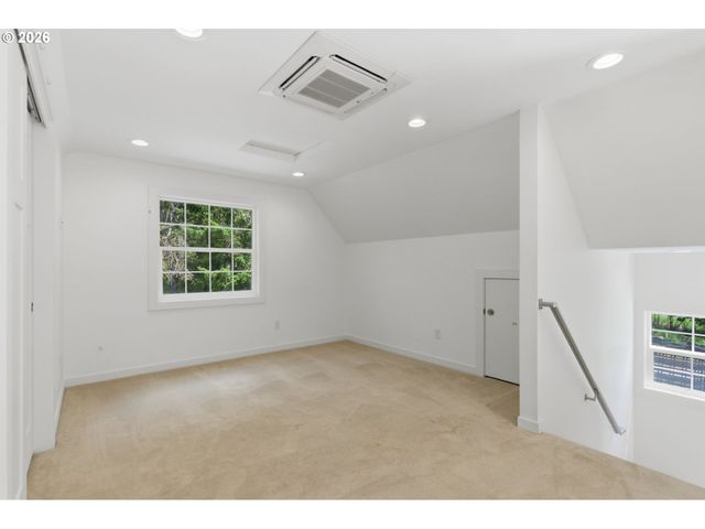 11030 Nw VALLEY VISTA Rd, Hillsboro, OR 97124