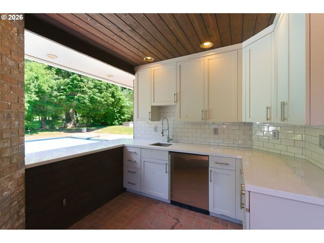 11030 Nw VALLEY VISTA Rd, Hillsboro, OR 97124