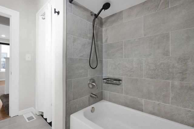 142 S 2nd Street, Newark, OH 43055