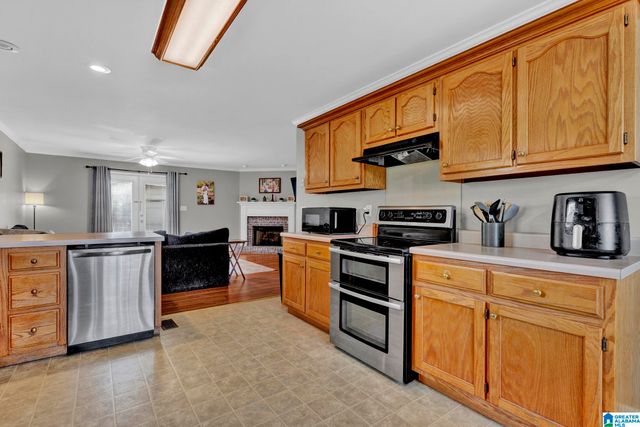 908 RANSOME DRIVE, Oneonta, AL 35121