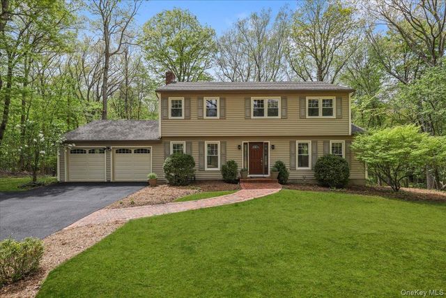 10 Silvermine Drive, South Salem, NY 10590