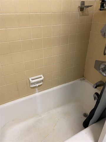 1403 NE 20TH AVENUE, Gainesville, FL 32609