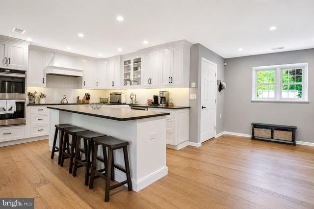 2666 PEMAQUID CT, Annapolis, MD 21401