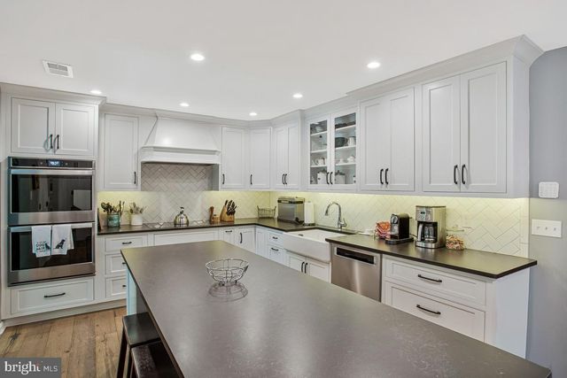 2666 PEMAQUID CT, Annapolis, MD 21401