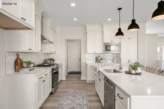 3136 NW Prescott Court, Grimes, IA 50111