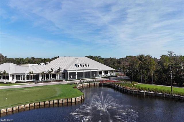 82 Cypress View DR, Naples, FL 34113