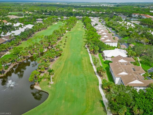 82 Cypress View DR, Naples, FL 34113