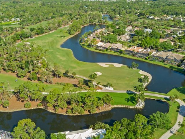 82 Cypress View DR, Naples, FL 34113