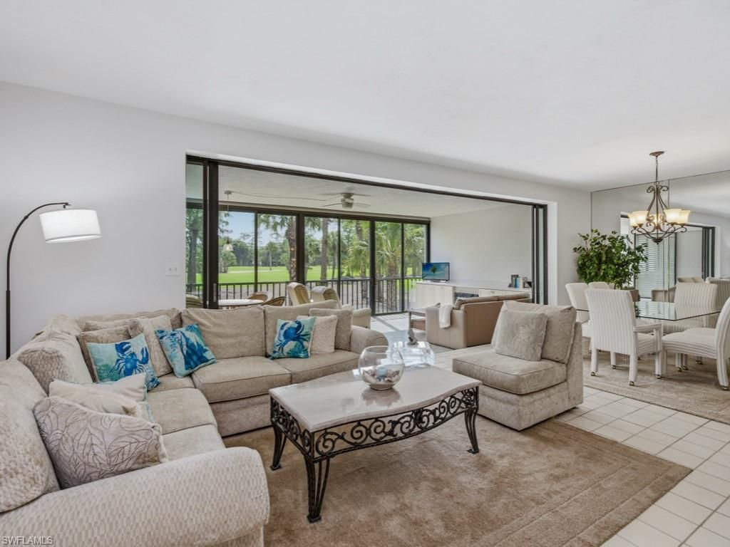 82 Cypress View DR, Naples, FL 34113