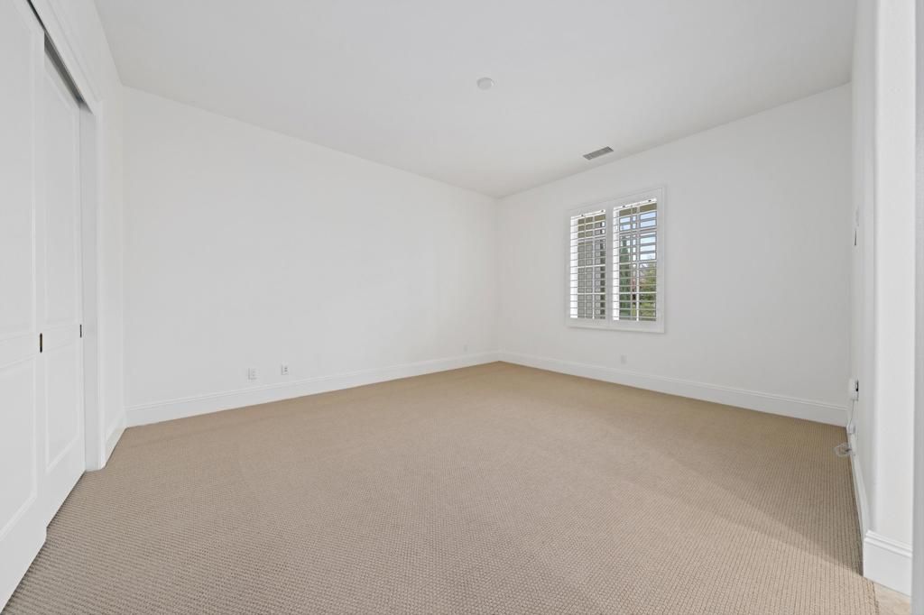 Image 34 of property listing at 75065 Promontory Place, Indian Wells, CA 92210