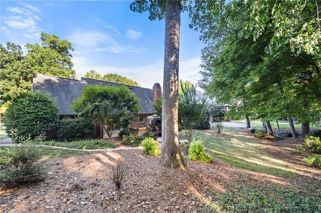 401 Wind Haven Lane, Winston-salem, NC 27104