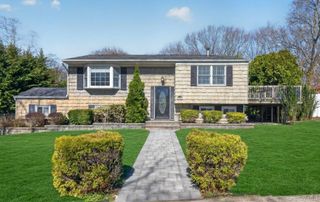 7 Phyllis Drive, East Northport, NY 11731