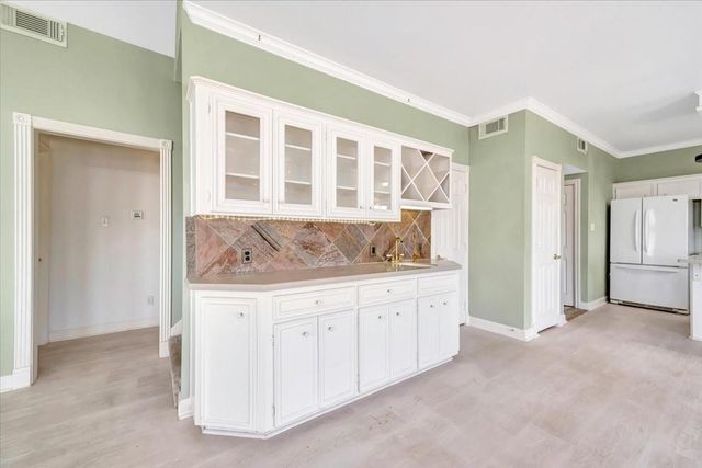 1319 Hawaii Drive, Galveston, TX 77554