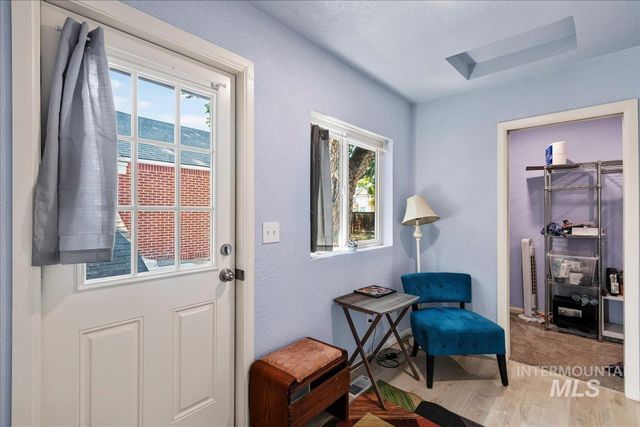 1341 N Mitchell, Boise, ID 83704
