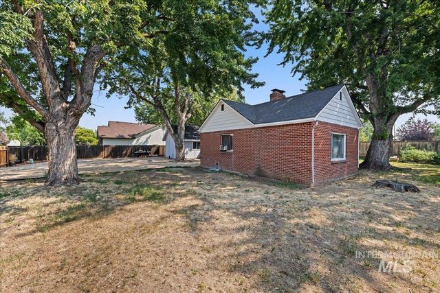 1341 N Mitchell, Boise, ID 83704