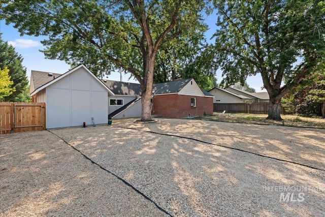 1341 N Mitchell, Boise, ID 83704