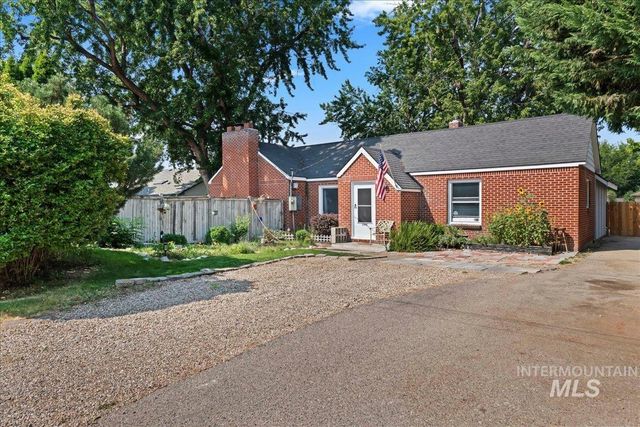 1341 N Mitchell, Boise, ID 83704