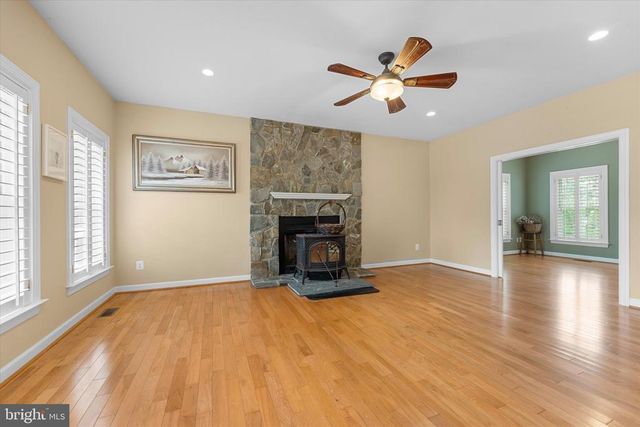 6229 ENON SCHOOL RD, Marshall, VA 20115