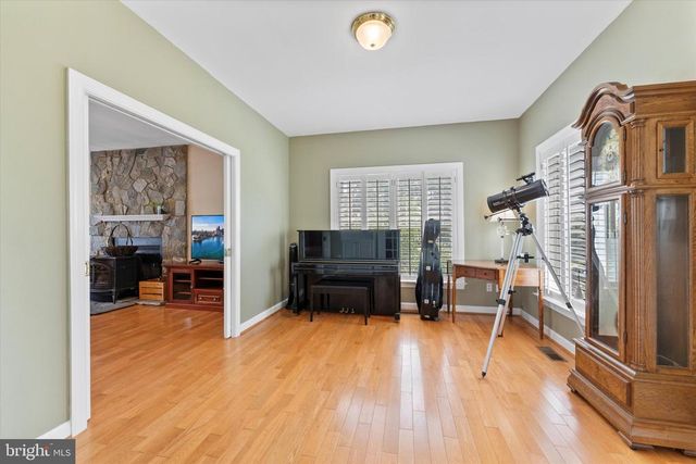 6229 ENON SCHOOL RD, Marshall, VA 20115