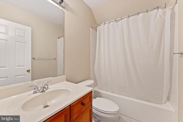 6229 ENON SCHOOL RD, Marshall, VA 20115
