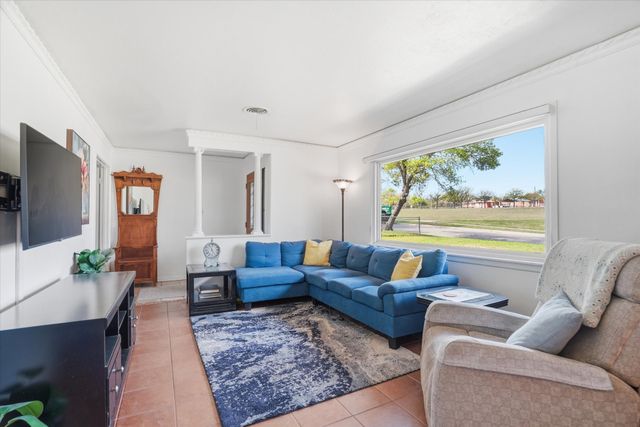 5509 Wharton Drive, Fort Worth, TX 76133