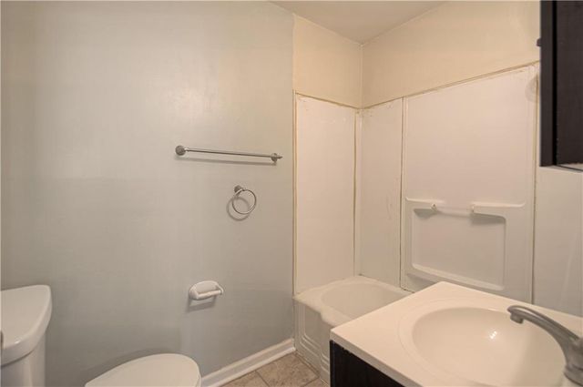 6701 W 79TH Street, Overland Park, KS 66204