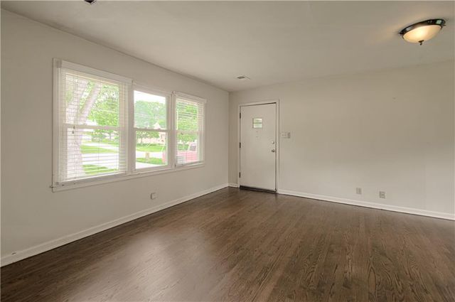 6701 W 79TH Street, Overland Park, KS 66204