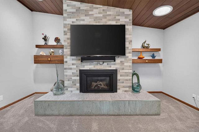 N4001 Wildcat Road, Poynette, WI 53955