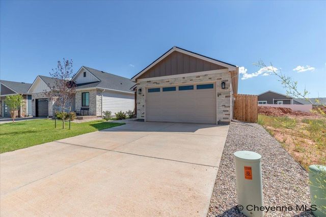 1821 PAINTED HORSE TRL, Laramie, WY 82070