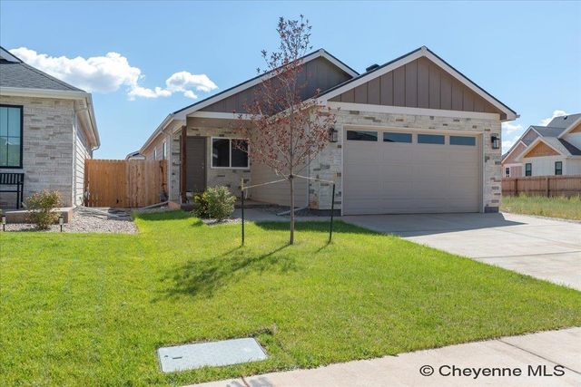 1821 PAINTED HORSE TRL, Laramie, WY 82070