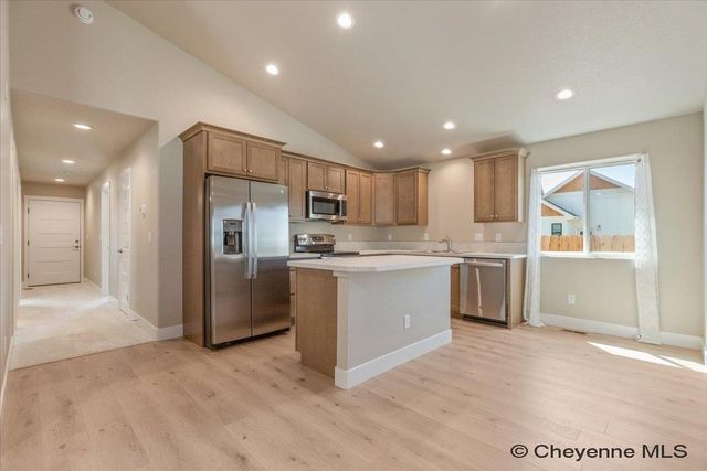 1821 PAINTED HORSE TRL, Laramie, WY 82070