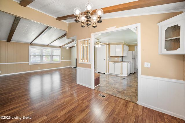 6027 Highliner Dr, Louisville, KY 40291