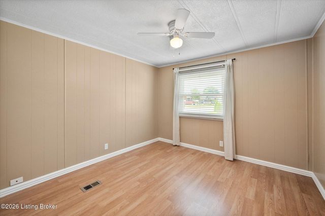 6027 Highliner Dr, Louisville, KY 40291
