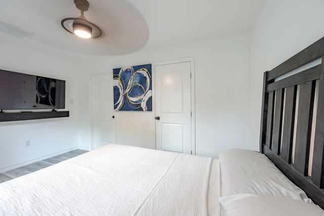 4805 Southwind Street, Houston, TX 77033