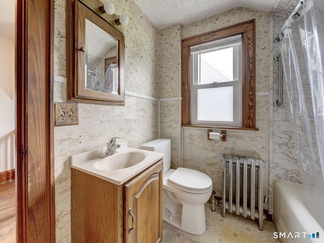 10 Dewey Avenue, Plymouth, CT 06786