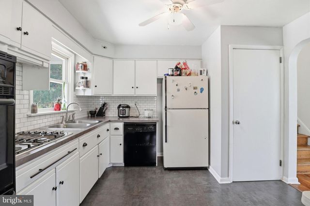 503 FAIRWAY DR, Lancaster, PA 17603