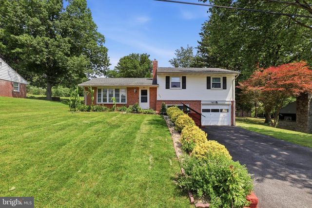 503 FAIRWAY DR, Lancaster, PA 17603