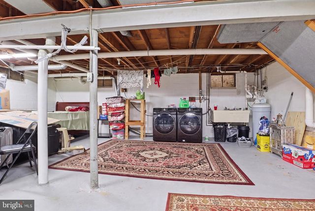503 FAIRWAY DR, Lancaster, PA 17603