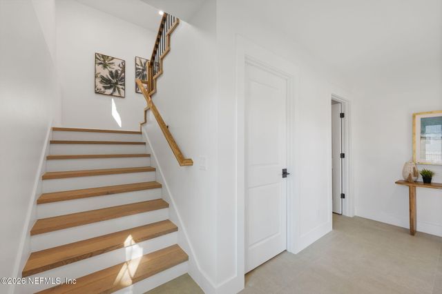 319 ST AUGUSTINE Boulevard, Jacksonville Beach, FL 32250