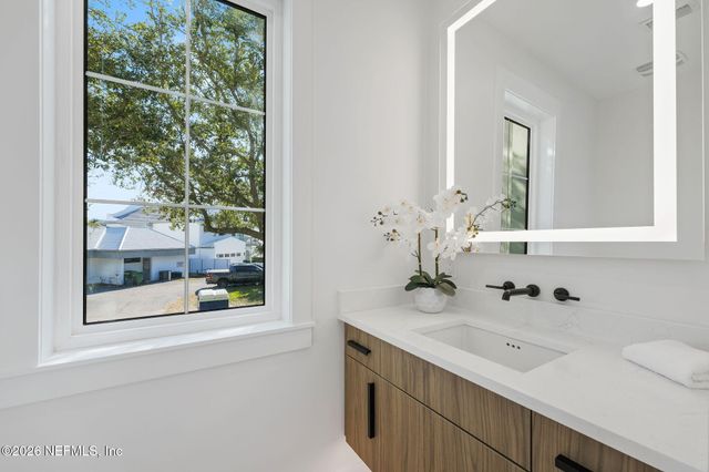 319 ST AUGUSTINE Boulevard, Jacksonville Beach, FL 32250