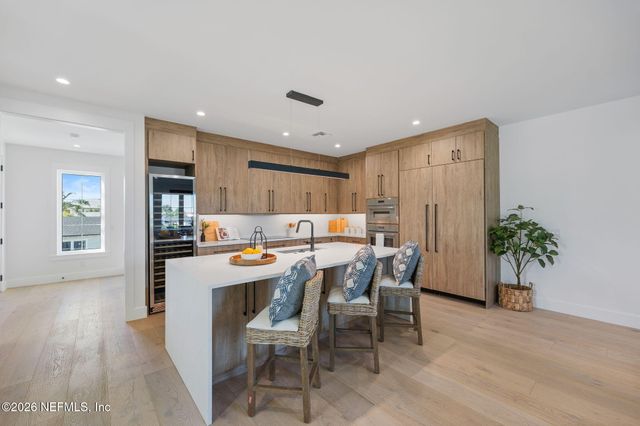 319 ST AUGUSTINE Boulevard, Jacksonville Beach, FL 32250