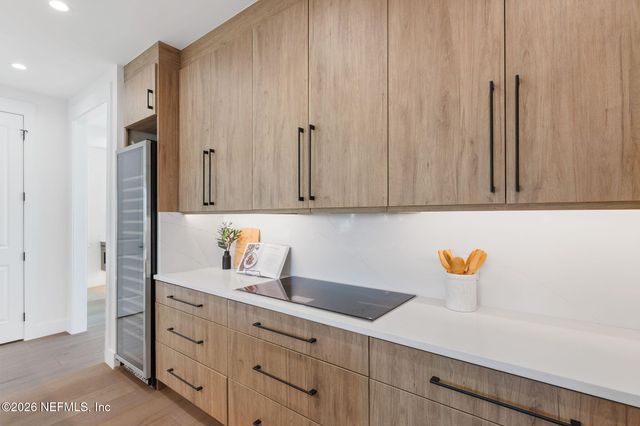 319 ST AUGUSTINE Boulevard, Jacksonville Beach, FL 32250