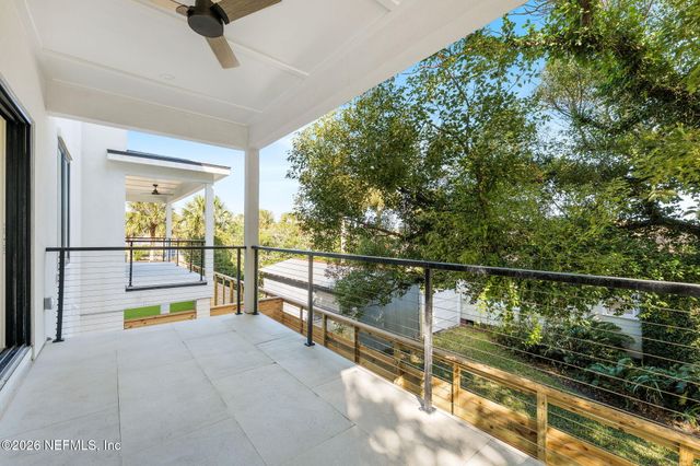 319 ST AUGUSTINE Boulevard, Jacksonville Beach, FL 32250