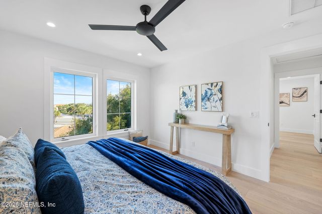 319 ST AUGUSTINE Boulevard, Jacksonville Beach, FL 32250