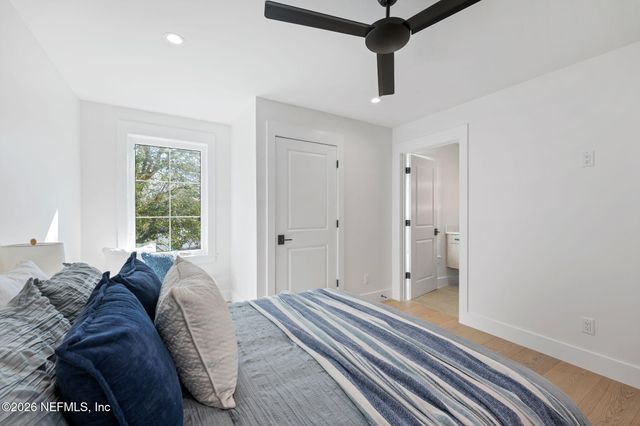 319 ST AUGUSTINE Boulevard, Jacksonville Beach, FL 32250