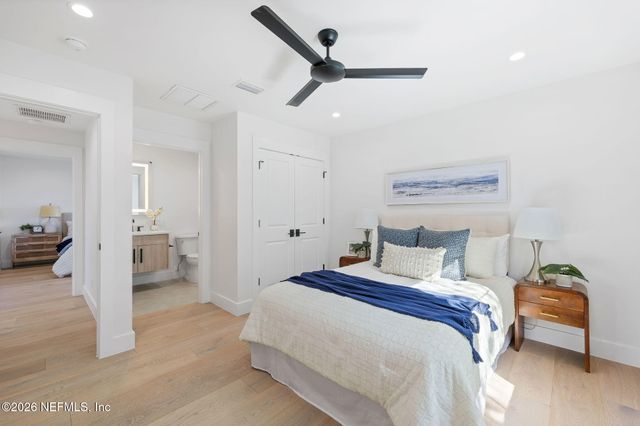 319 ST AUGUSTINE Boulevard, Jacksonville Beach, FL 32250