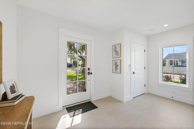 319 ST AUGUSTINE Boulevard, Jacksonville Beach, FL 32250