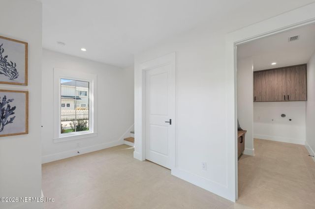 319 ST AUGUSTINE Boulevard, Jacksonville Beach, FL 32250