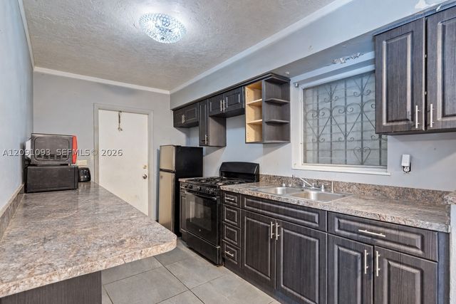 16935 NW 38th Ct, Miami Gardens, FL 33055